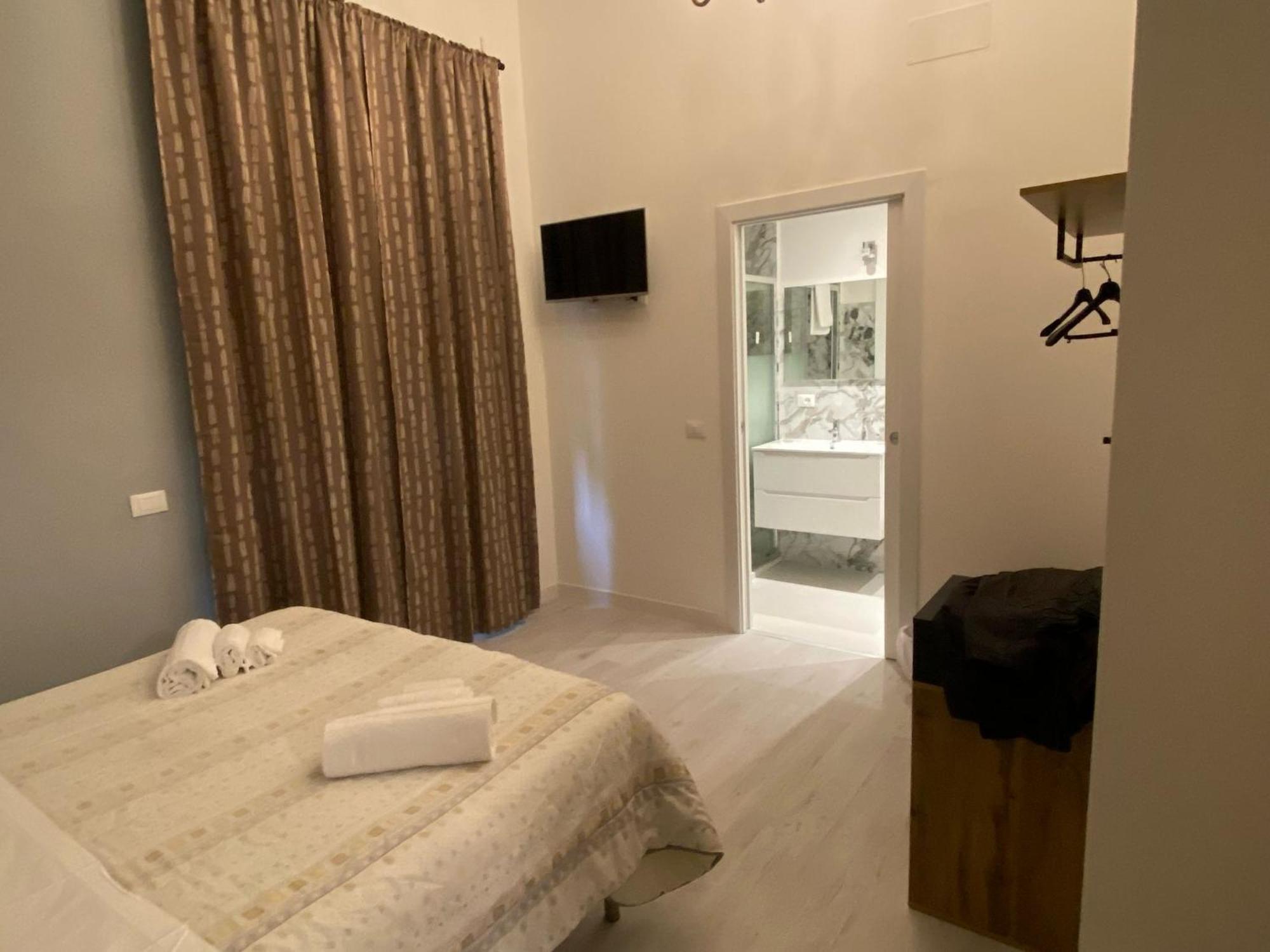 Villa Giove Rooms Prato  Exterior photo