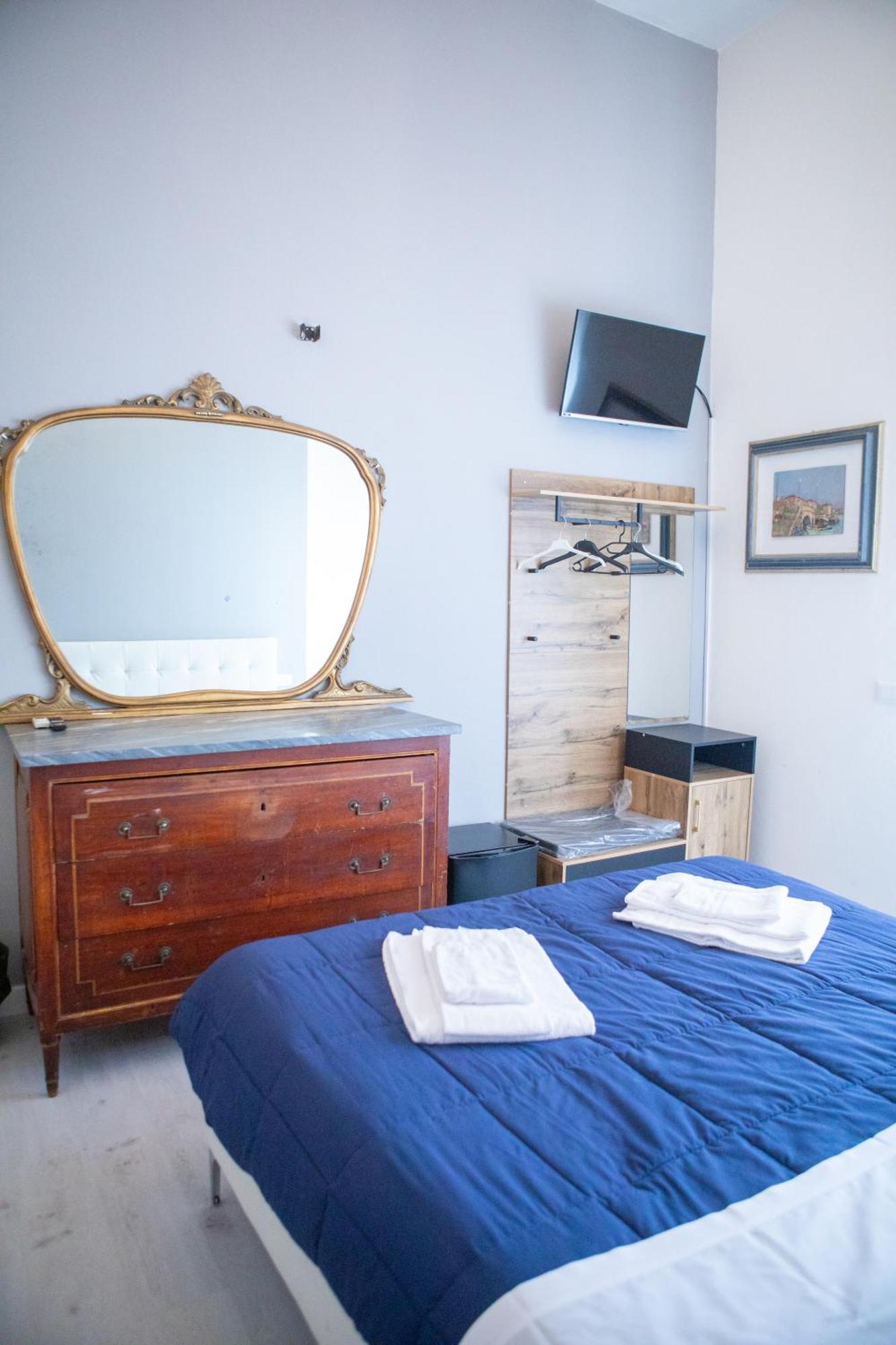 Villa Giove Rooms Prato  Exterior photo